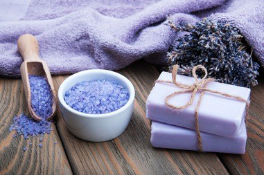 大家早晚来进行按摩脸部能够帮助瘦脸吗？